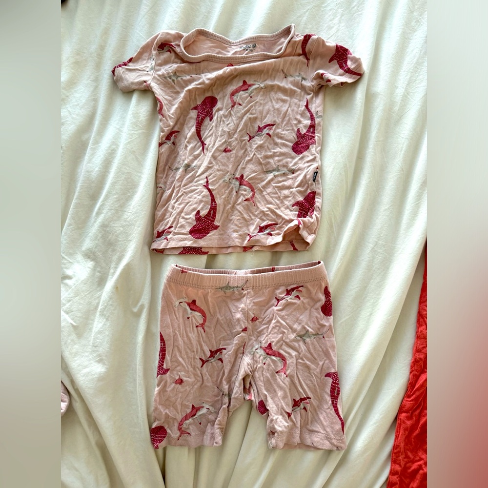 Kyte Baby Blush Shark Short Sleeve Set